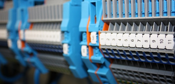 Industrie und Gewerbe bei Bernhard Scheller Elektro- u. Gebäudetechnik in Prosselsheim